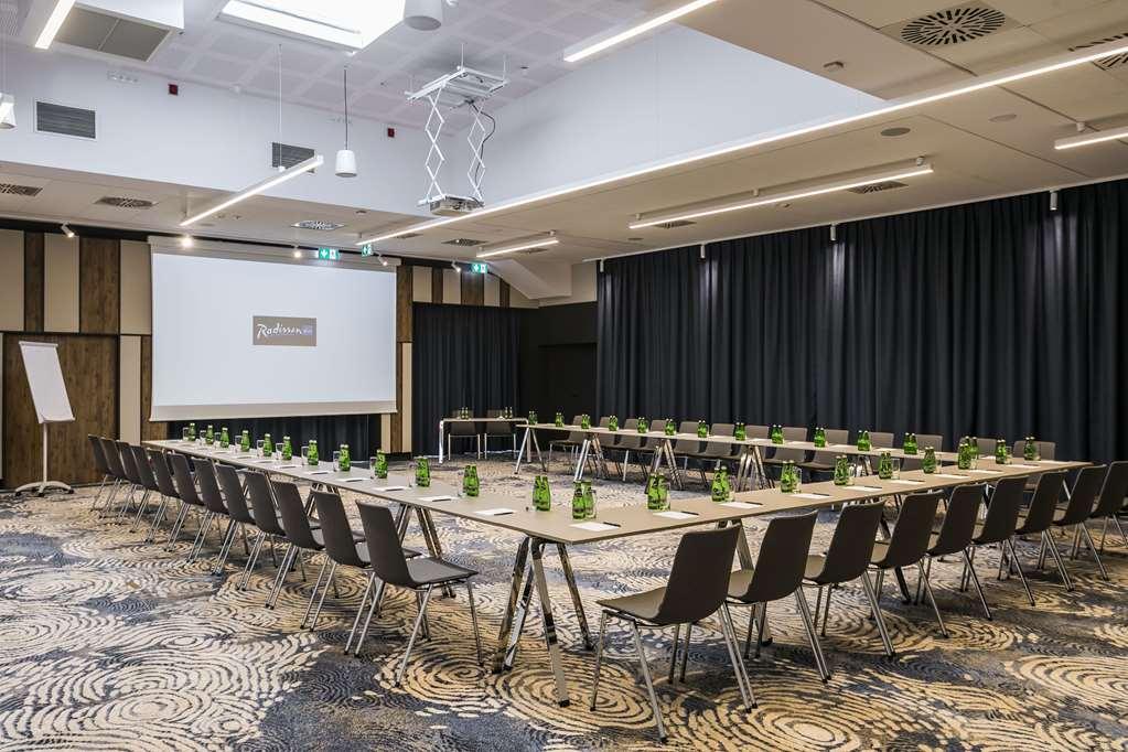 Radisson Blu Hotel. Sopot Facilități foto